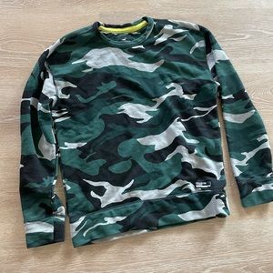 Small camouflage long sleeve Hollister shirt